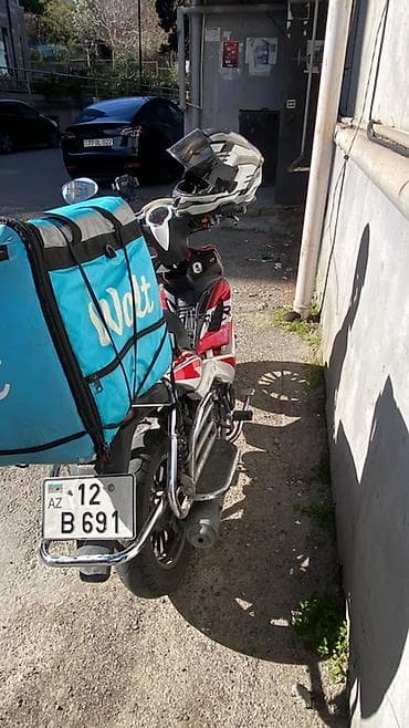 moto debilqe: Skuter – çatdırılma üçün tam komplekt - Kuzov: idman üslublu — 3