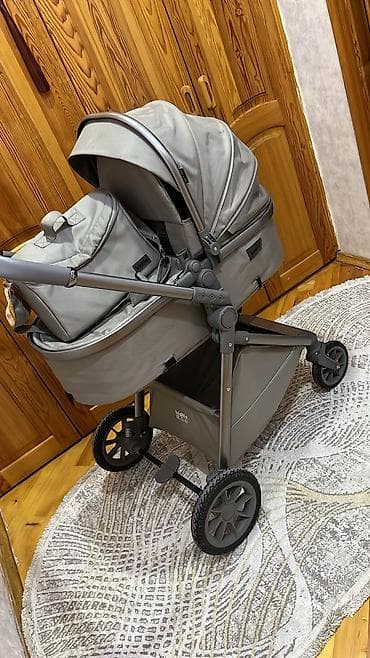 DilKalyaska kidilo 90 azn satilir. Ustunnen cuxolu da var. Sumkasi lalafo.az -da DilKalyaska kidilo 90 azn satilir. Ustunnen cuxolu da var. Sumkasi