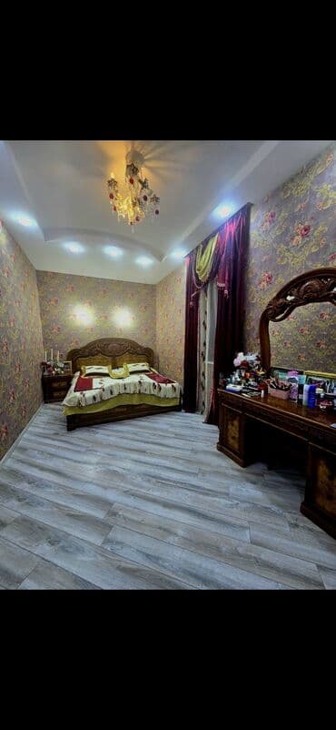 qara qarayev: Xırdalan şəhərində yerləşən Texnikoma və 3 nömrəli məktəb yaxınlığında — 2