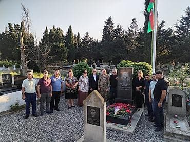 https:promo.bizon.az: Ticarət vitrini tipli soyuducu - Markası: Atlant ŞB. 0.29 (üst — 2