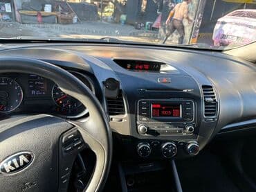 Kia: Kia Forte: 1.8 l | Sedan — 3