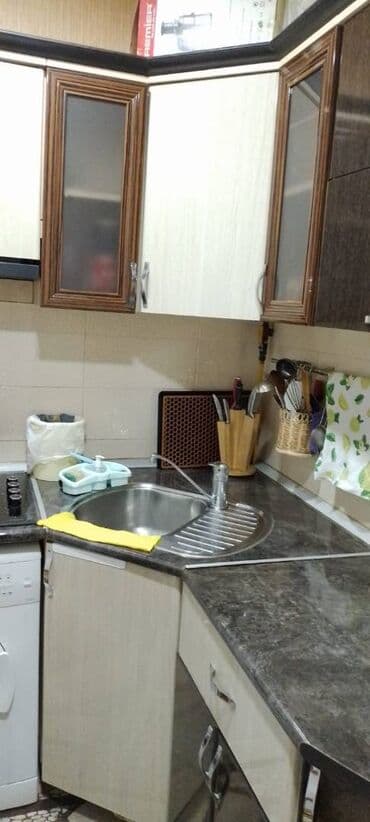 ucuz evler xirdalanda: Bakı, Hövsan qəs., 3 otaqlı, Köhnə tikili, 2 kv. m — 12