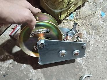 kabel yeri acan: Mexaniki əl vintci – Gear Winch 2500 LB - Daşıma gücü: 2500 lb — 3