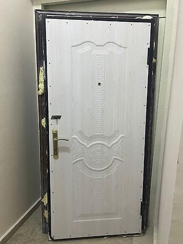 Metall giriş qapısı – ikitərəfli dizayn - Material: polad/metall