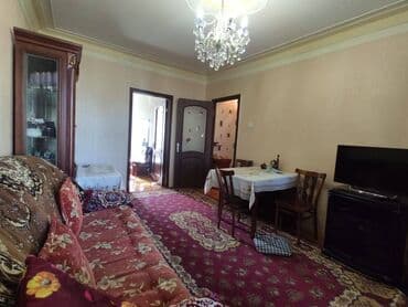 9 ci mikrorayon satilan evler: Bakı, 2 otaqlı, Köhnə tikili, m. Neftçilər, 48 kv. m — 3