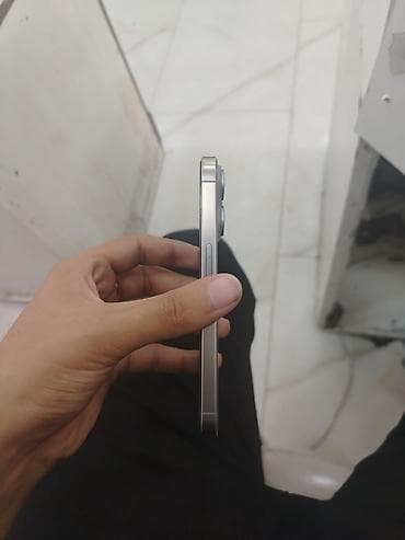 iphone x plus: IPhone 15 Pro, Gümüşü — 2