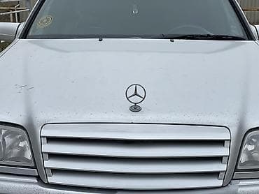 kia rio spoiler: Mercedes-Benz C-klass, 1999 il, Ünvandan götürmə — 2