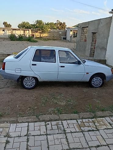 mercedes 320 cdi: ZAZ 1103 Slavuta: 1.2 l | 2005 il 210290 km Sedan — 5
