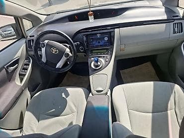 masin ucun bantik: Toyota Prius: 1.8 l | 2010 il — 7