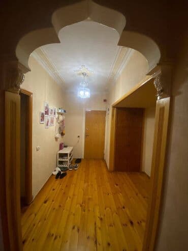 20 yanvarda 2 otaqli evler: Bakı, 3 otaqlı, Köhnə tikili, m. Əhmədli, 80 kv. m — 2