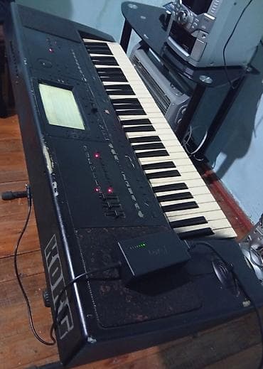 korg pa 2: Sintezator, Korg — 1