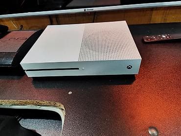 Microsoft Xbox One S oyun konsolu - Model: Xbox One S (Model 1681) -