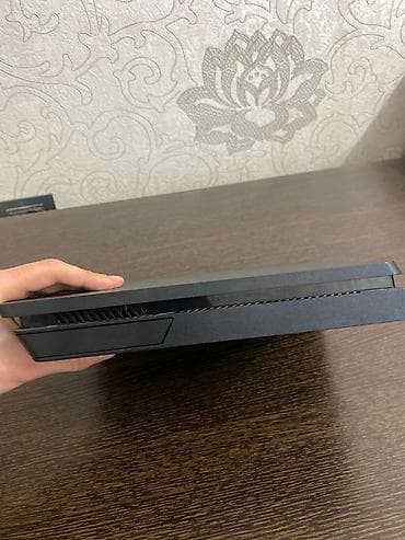 PlayStation 4 Slim oyun konsolu dəsti - Model: PS4 Slim (Sony) - — 3