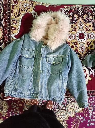 Qışlıq cins gödəkçə – kürküli kapüşonlu - Material: klassik mavi lalafo.az -da Qışlıq cins gödəkçə – kürküli kapüşonlu - Material: klassik mavi