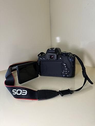 750d: Canon 750D kamera dəsti 5-6 dəfə işlənib, yeni kimidir. Cızığı — 1
