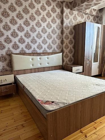Двуспальная кровать, Шкаф — 1