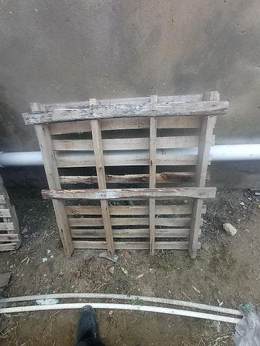 Quruducular: Taxta paletlər - Material: təbii ağac, möhkəm lövhələr və şpallar - — 2