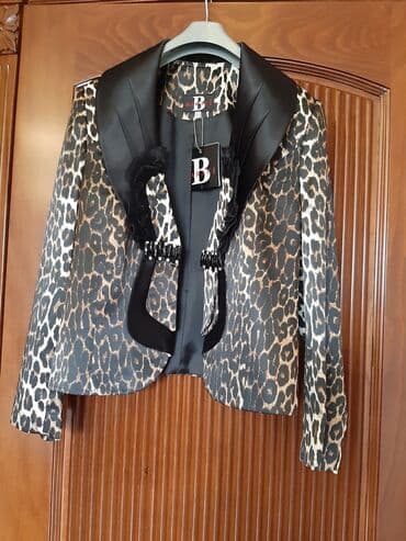 kisi pencekleri: Qadın kostyumu. Türkiyədən gətirilib. Yenidir. Ölcüsü XXL (48) — 1