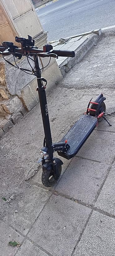 Elektrik nəqliyyatı: 1 ayın scooteridi. Telefon scooter ile barter olunur — 3