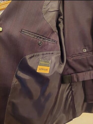 фиолетовые мужские костюмы: Kostüm Tünd Qəhvəyi Rengi.L/XL YENİ KİMİDİR 
20 azn 
ALTINYILDIZ — 4