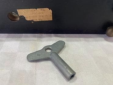 dikt 10 luq: Masaüstü saatlar, Mexaniki — 4