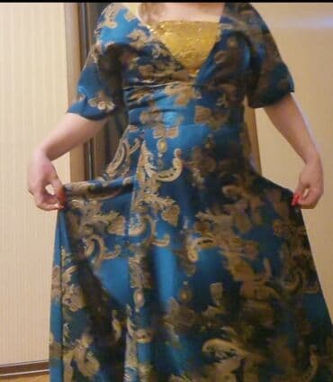 nişan donları 2022: - Qadın üçün uzun ziyafət/libas - Rəng: zümrüd-mavi fon üzərində — 1