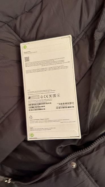 iphone 8 plus ekranı: IPhone 17 Pro, Göy, Face ID — 1