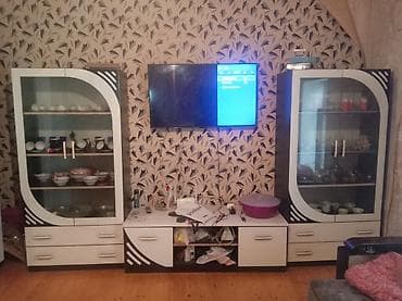 Yeni, Kredit yoxdur, İtaliya