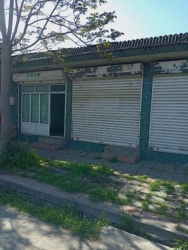 lokbatan emlak: Xaçmazda yerləşən 48 kv.m sahəli mağaza obyektı. Xüsusiyyətlər: - Tam — 3