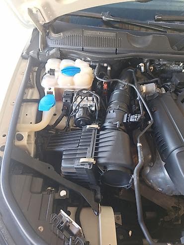 07 şekileri: Volkswagen Touareg: 3.6 l | 2012 il Krossover — 4