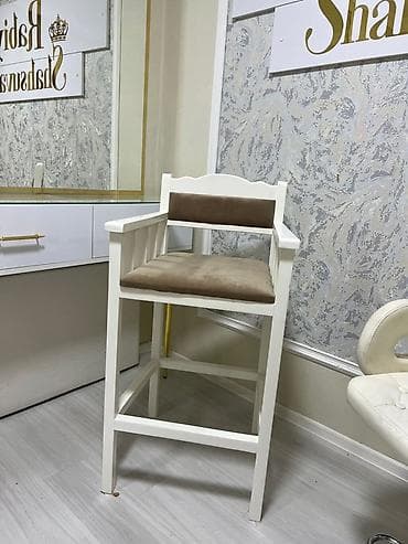 plasmas masalar: Ağ rəngli yüksək bar/taburet kreslo - Material: taxta karkas, möhkəm — 1