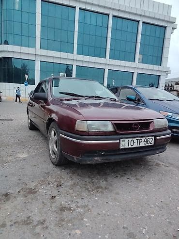 vaz 2107 paxlava salon: Opel Vectra sedan - Korpus: 4 qapılı sedan, tünd bordo rəng - Nömrə — 3