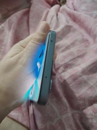 processor core i7: Honor 256 GB, Sensor — 6