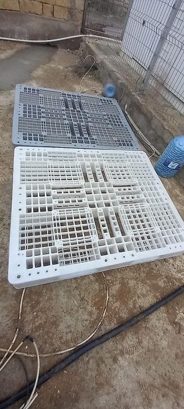 бак для воды купить в баку: Plastik paddonlar çəkisi 13 kq ölçüsü 110x130.Heç — 2