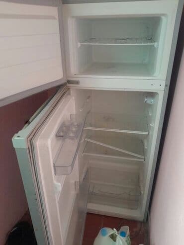 зил москва холодильник: İki bölməli, üst donduruculu soyuducu. Geniş iç sahəyə və tənzimlənən — 1