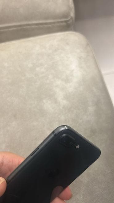 Avtoelektronika: IPhone 8 Plus, 64 GB, Jet Black, Barmaq izi — 3