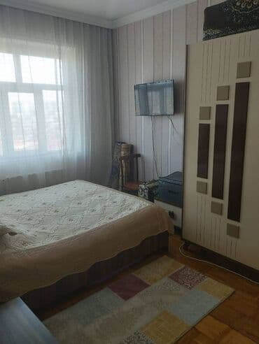 ist petrol tbilisi prospekti: Sumqayıt, 3 otaqlı, Köhnə tikili, 74 kv. m — 4