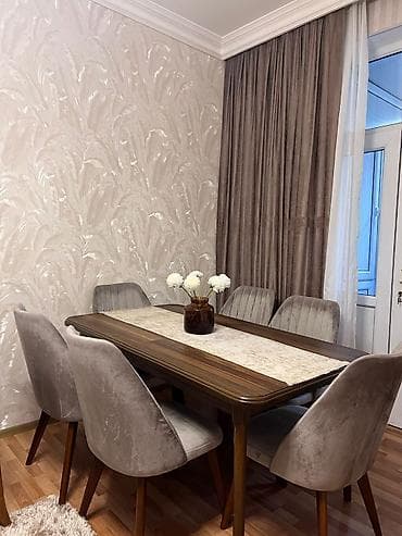 Masalar: Qonaq otağı üçün, İşlənmiş, Kvadrat masa, 6 stul — 1