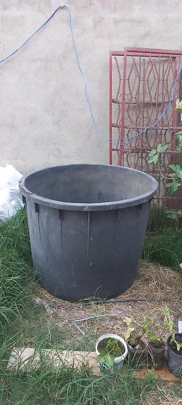 bala ordek: Böyük həcmli plastik çən/vedrə - Material: qalın, möhkəm plastik - — 1