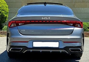 hunday disk teker: Kia K5: 2 l | 2022 il Sedan — 4