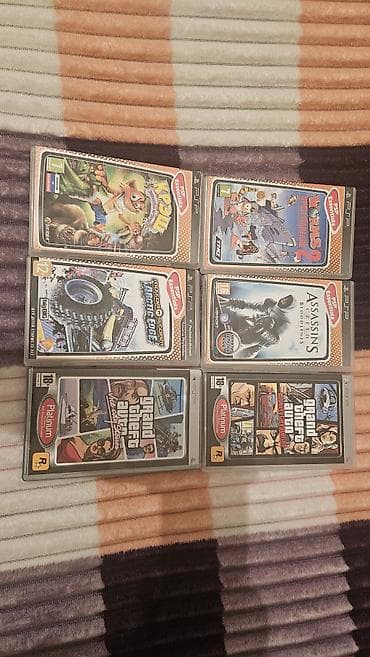 need for speed payback: PSP üçün disclər satılır Wormsdan başqa hamısının içində kitabçaları — 2