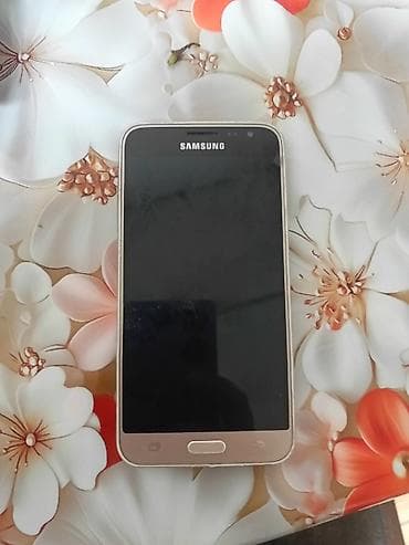 samsung galaxy 5: Samsung rəng - Qızılı, İki sim kartlı — 3