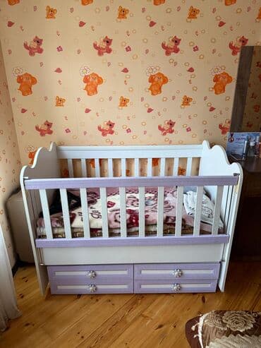 bendir: Oğlan və qız üçün, İşlənmiş, Dördbucaq, Beşik, Dəstsiz, Matras ilə, Yellənmə mexanizm ilə — 1