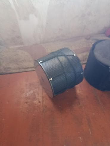 saz cantası: Alüminium gövdəli nağara (bass davul) və çantası - Çap: təxmini 18–20 — 2