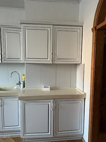 turk sobası: Klassik dizaynlı mətbəx mebeli dəsti - Rəng: açıq krem/boz tonlarda — 10