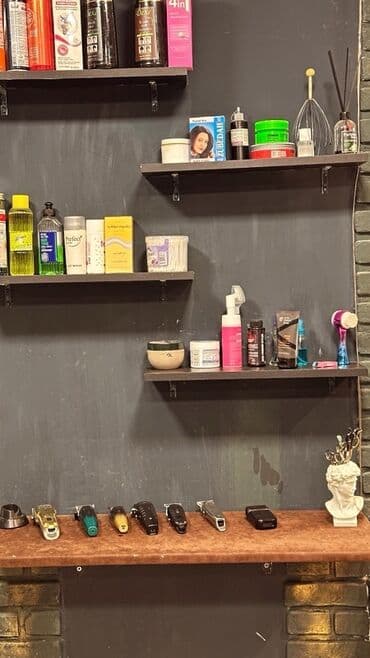etir biznesi satilir: Peşəkar bərbər/saç salonu üçün tam təchizatlı iş yeri. 🔹 Hazır Bərbər — 4