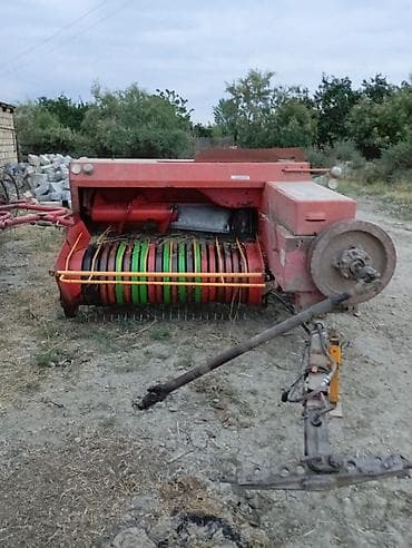 14 lük diski: Kənd təsərrüfatı üçün pres yığan (saman/yonca balyalama) maşını - — 2