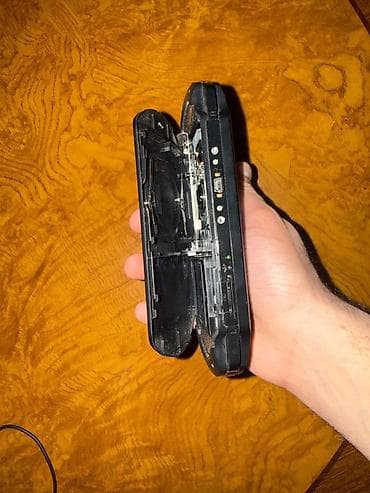 konsol: Sony PSP (PlayStation Portable) əl konsolu Xüsusiyyətlər: - Model — 3