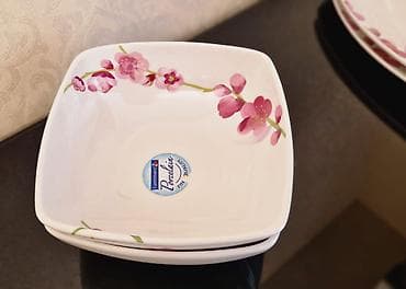 qedimi serviz: Luminarc brendi. Istifade olunmayib. 4 bulud ve 4 orta olcude kasa — 4