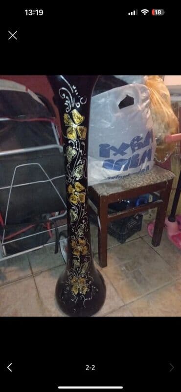 Dekorativ döşəmə vazası - Material: Şüşə - Rəng: Tünd (qara-bənövşəyi